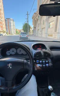 ۲۰۶sd v8