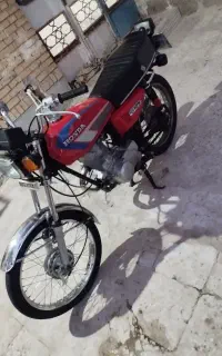 موتور سیکلت شکوه