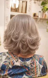 ارائه کلیه خدمات آرایشگاه
