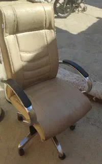 میز و صندلی