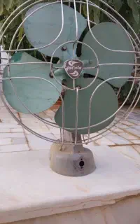 پنکه قدیمی هلندی