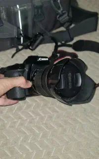دوربین کنون70D