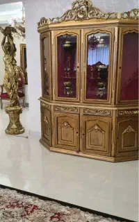 ویترین چوبی