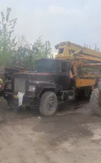 کامیون ماک دکل پمپ بتن