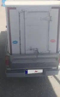 مزدا وانت یخچالدار