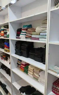 دکور مغازه شال و روسری