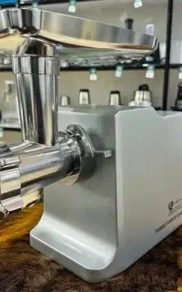 فروش تخفیفی و اقساطی چرخ گوشت در بالاترین کیفیت