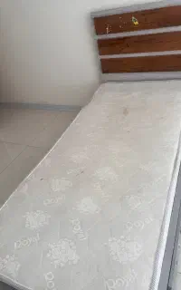تخت یک نفره با تشک رویال