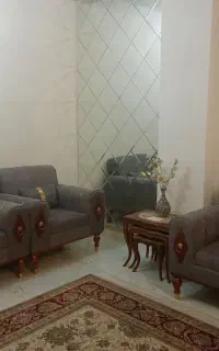 مبل و میز جلو‌ و‌میر عسلی و میز تلویزیون
