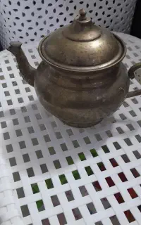 قوری برنجی قدیمی