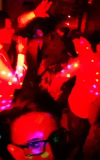 دی جی دیجی ارکستر موزیکdj DJ خدمات مجالس باغ تالار