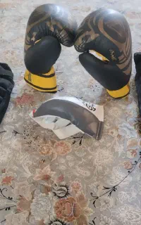 وسایل بوکس و کیک بوکسینگ