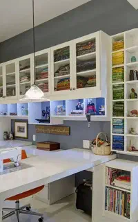 استخدام نیروی خانم دوزنده چرخ های صنعتی