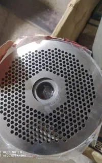پنجره چرخ گوشت ۴۲
