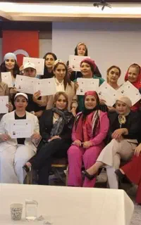 پوست بزرگترین مدرسه پوست فیشال پاکسازی آموزش پوست