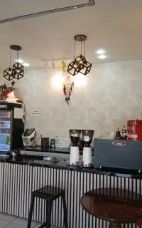 نیازمند نیرو  خانوم جهت   کار در کافه