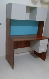 میز تحریر مارک آپادانا مناسب دختر و پسر