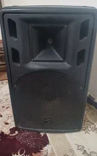 یک عدد باند acm700 اکتیو میکروفون سینایزر ومیکسر