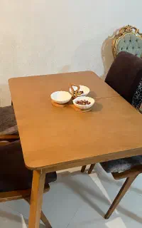 میز صبحانه خوری ۴ نفره