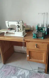 میز کار چوبی