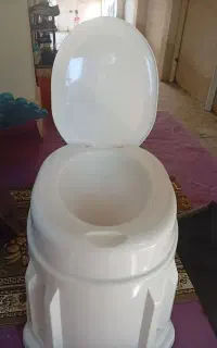 توالت فرنگی سالم