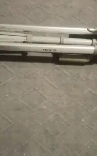 سه پایه نگهدارنده دوربین تاشو
