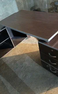 فروش میز و صندلی اداری و آموزشی