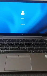 لب تاب استوک