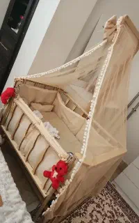 تخت نوزاد