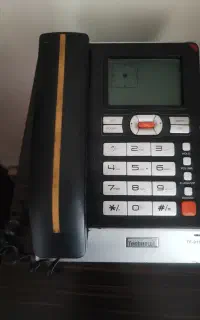 خط تلفن ثابت