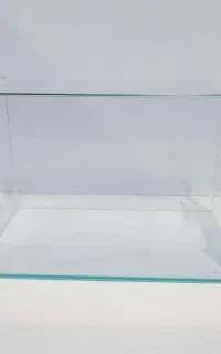 شیشه اکواریوم