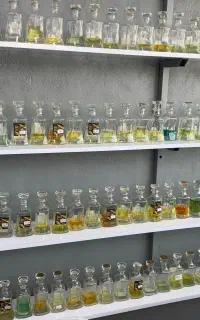 دوره اموزشی شناخت عطر و ادکلن