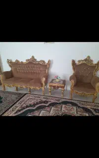 مبل سلطنتی با عسلی و بوفه ساعت آینه کنسول
