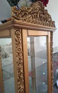 مینی بوفه طلایی پایه بلند