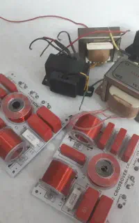 بلندگو کراس اور وترانس