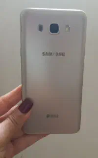 سامسونگj7