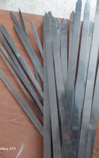 سیخ استیل درجه یک  در حد نو تعداد بالا
