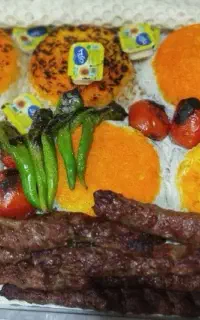 انواع غذای پرسنلی ۲۳۰تومان
