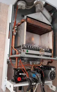 تعمیر و نصب پکیج و آبگرمکن و لوله کشی