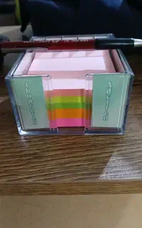 برگه چسبان نوت با جاش و مدادنوکی
