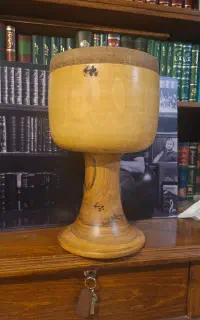 تنبک ۵ مهر گردو ساخت استاد جمشید محبی