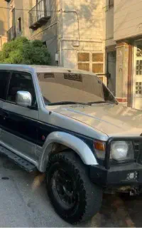 پاجیرو پاجرو عمان چهار در ۶ سیلندر آفرود