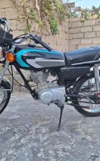 هوندا ۱۲۵ مزایده