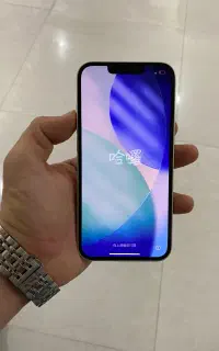 آیفون ۱۳ سفید