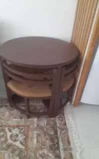 نهار خوری کم جا