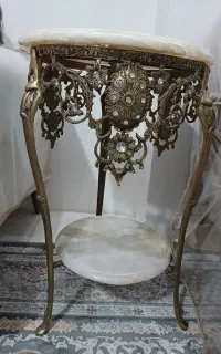 میز تلفن برنز