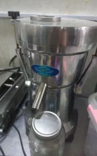 آب میوه گیری صنعتی مارک الوین