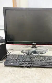 مانیتور وبلندگو کامپیوتر