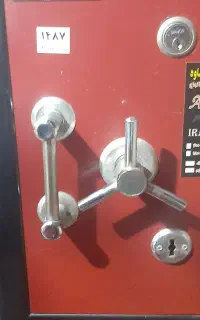 فروش گاو صندوق در حد نو