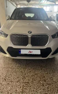 بی ام و ای ایکس وان 30l